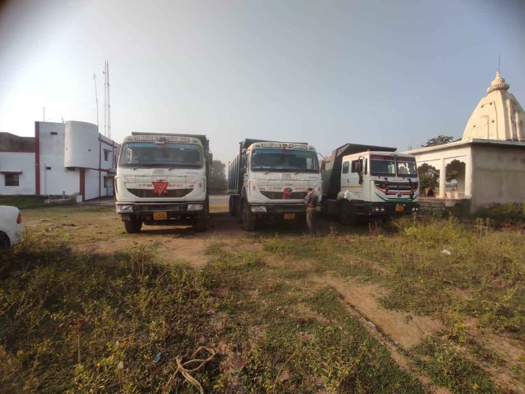 अवैध खनन व परिवहन के मामले में प्रशासन द्वारा की गई कार्यवाही ,,अवैध परिवहन एवं उत्खनन करते पाये जाने पर 07 वाहन जब्त,, Console Corptech