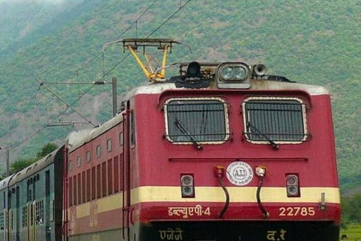 यात्री गण कृपया ध्यान दें,बिलासपुर से रायपुर जाना हो तो इन तारीखों पर नजर डालें,,,,, Console Corptech