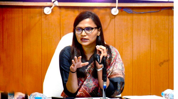 कलेक्टर ने जिले के सभी जनप्रतिनिधियों, सामाजिक कार्यकर्ताओं, एनजीओ और सभी नागरिकों से स्ट्रीट सिचुएशन वाले बच्चों की हरसभंव मदद करने की अपील ,, Console Corptech