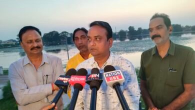 चांपा शहर में पहली बार हाईटेक तरीके से मनेगा दशहरा महोत्सव 55 फिट का बन रहा है रावण <br>डिजिटल लाइट एंड साउंड और राम रावण संवाद के साथ रावण के सिर से प्रारंभ होगा दहन, जस गीत गायक देवेश शर्मा की रहेगी विशेष प्रस्तुति Console Corptech